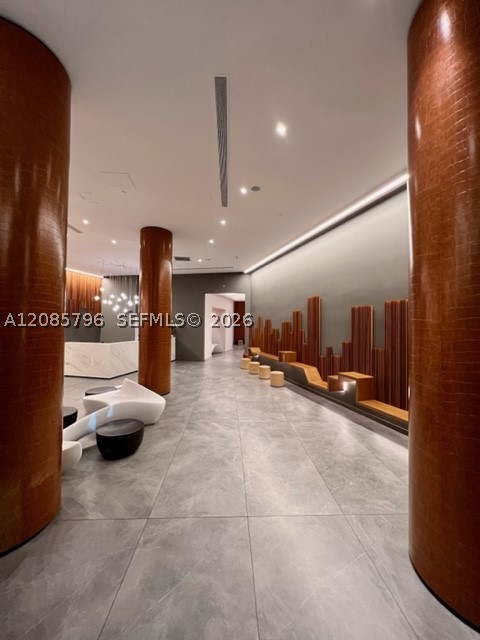 350 S Miami Ave #3913, Miami FL 33130