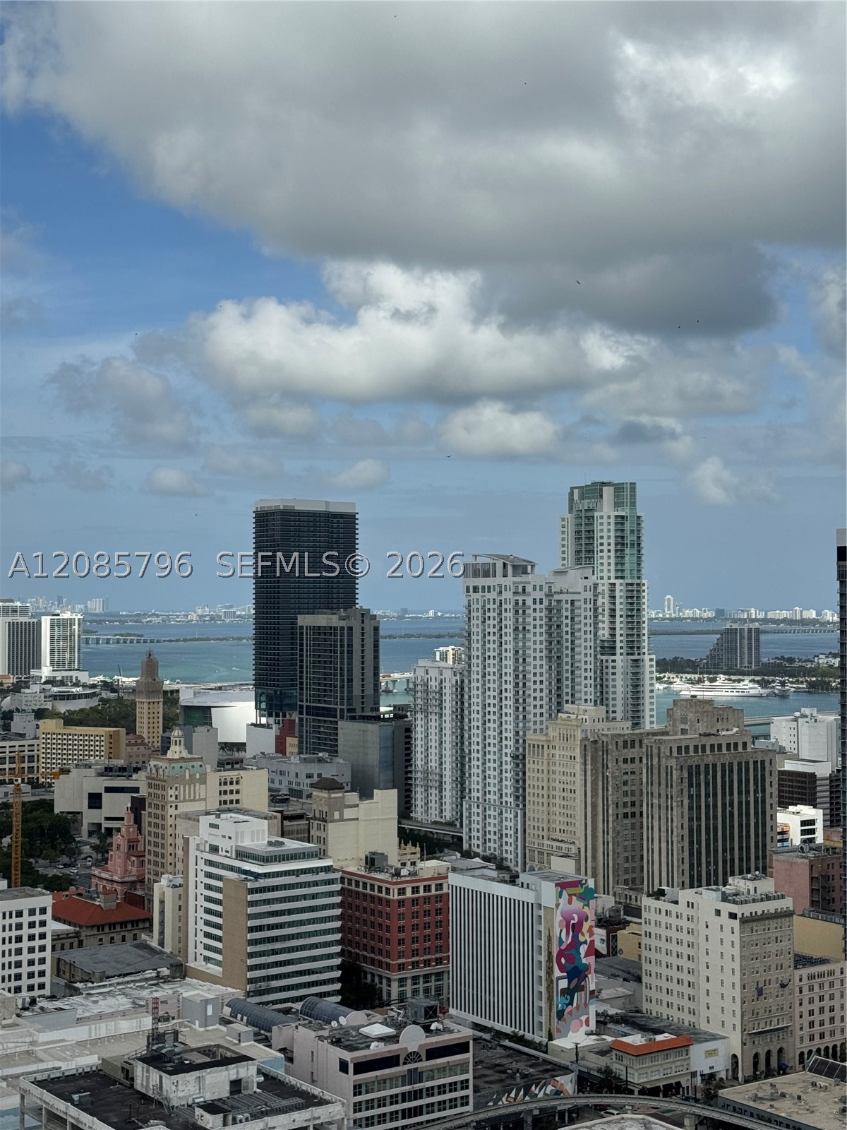 350 S Miami Ave #3913, Miami FL 33130