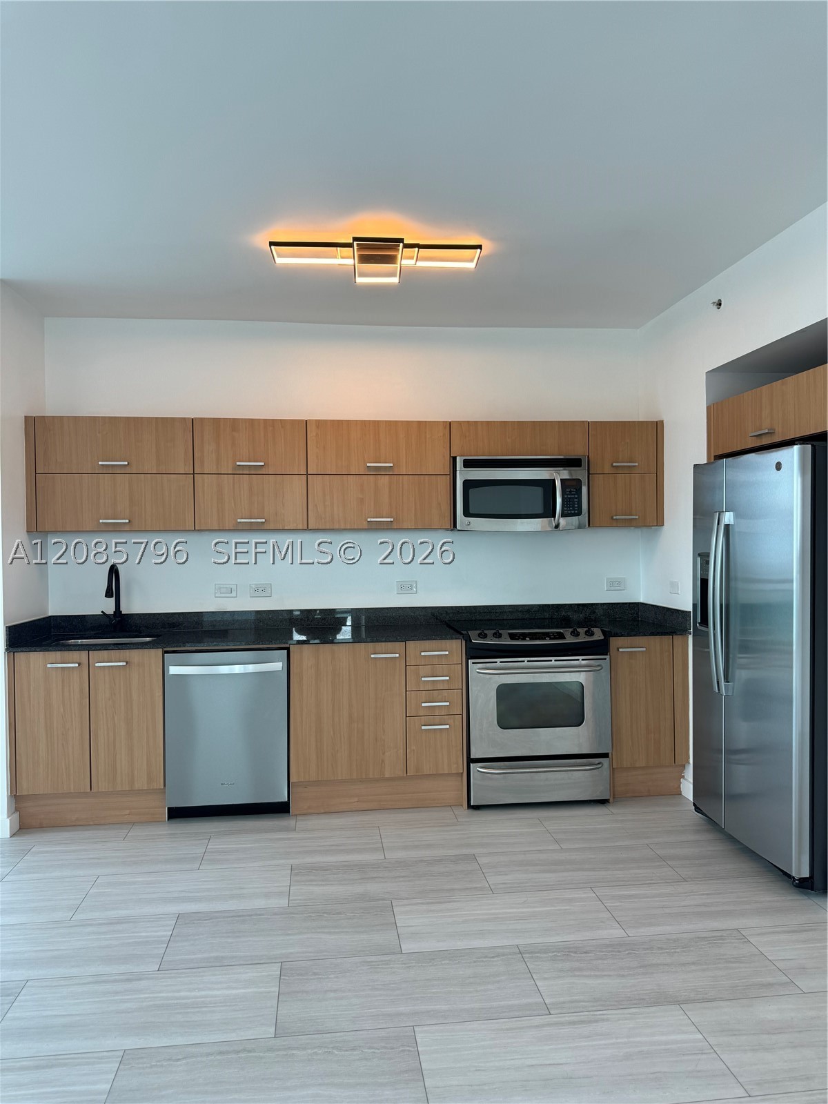 350 S Miami Ave #3913, Miami FL 33130