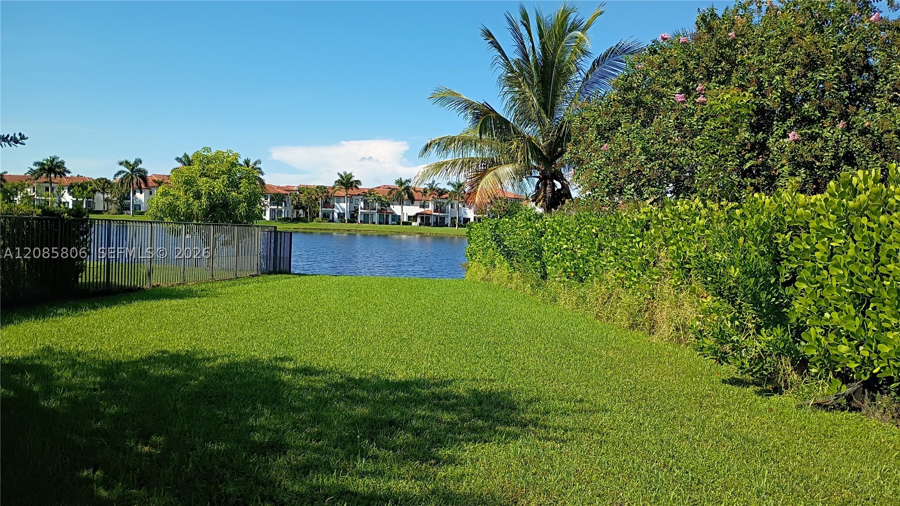 1280 SW 113th Way, Pembroke Pines FL 33025