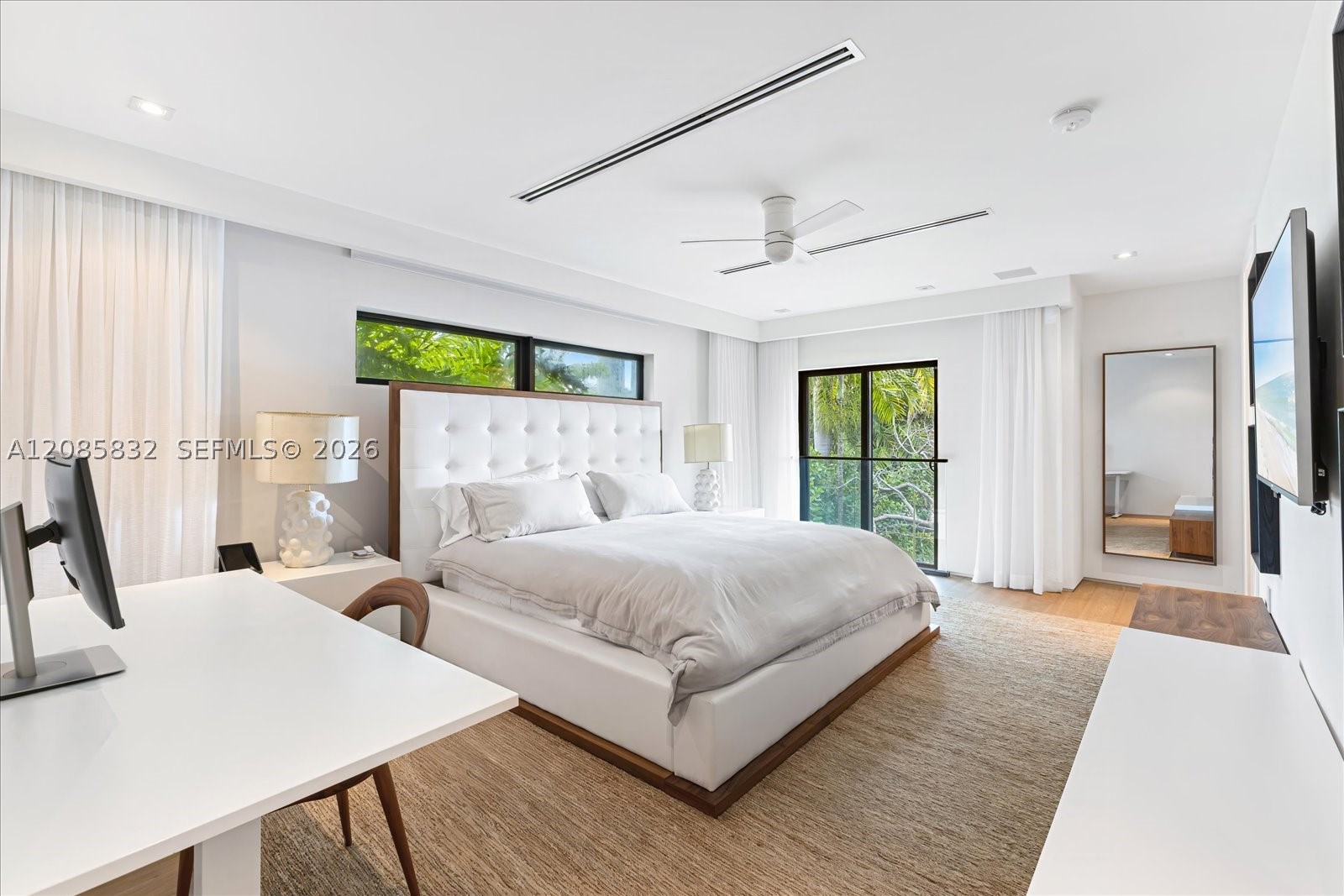 401 E Rivo Alto Dr, Miami Beach FL 33139