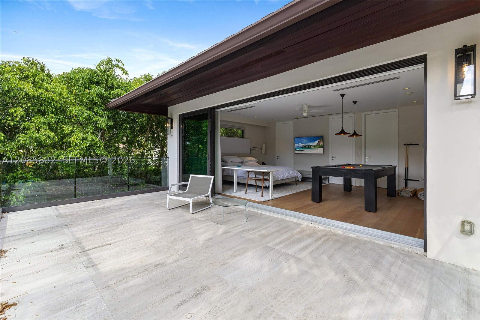 401 E Rivo Alto Dr, Miami Beach FL 33139