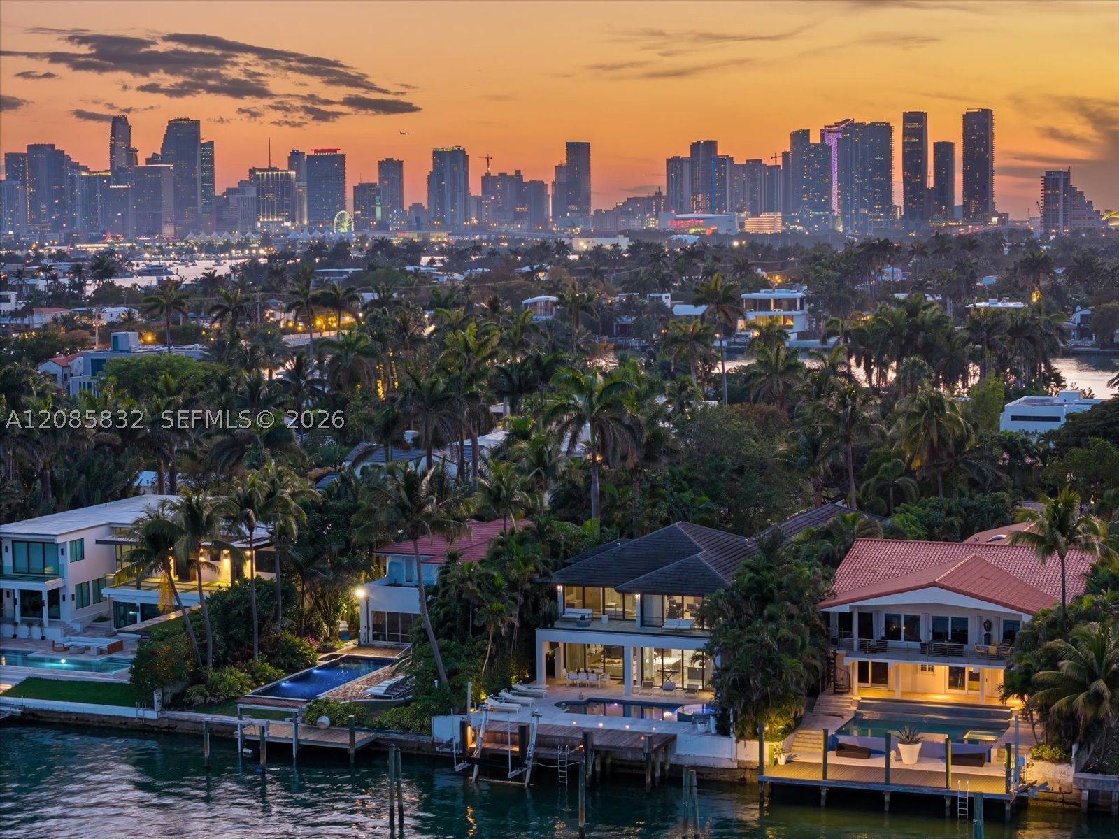 401 E Rivo Alto Dr, Miami Beach FL 33139