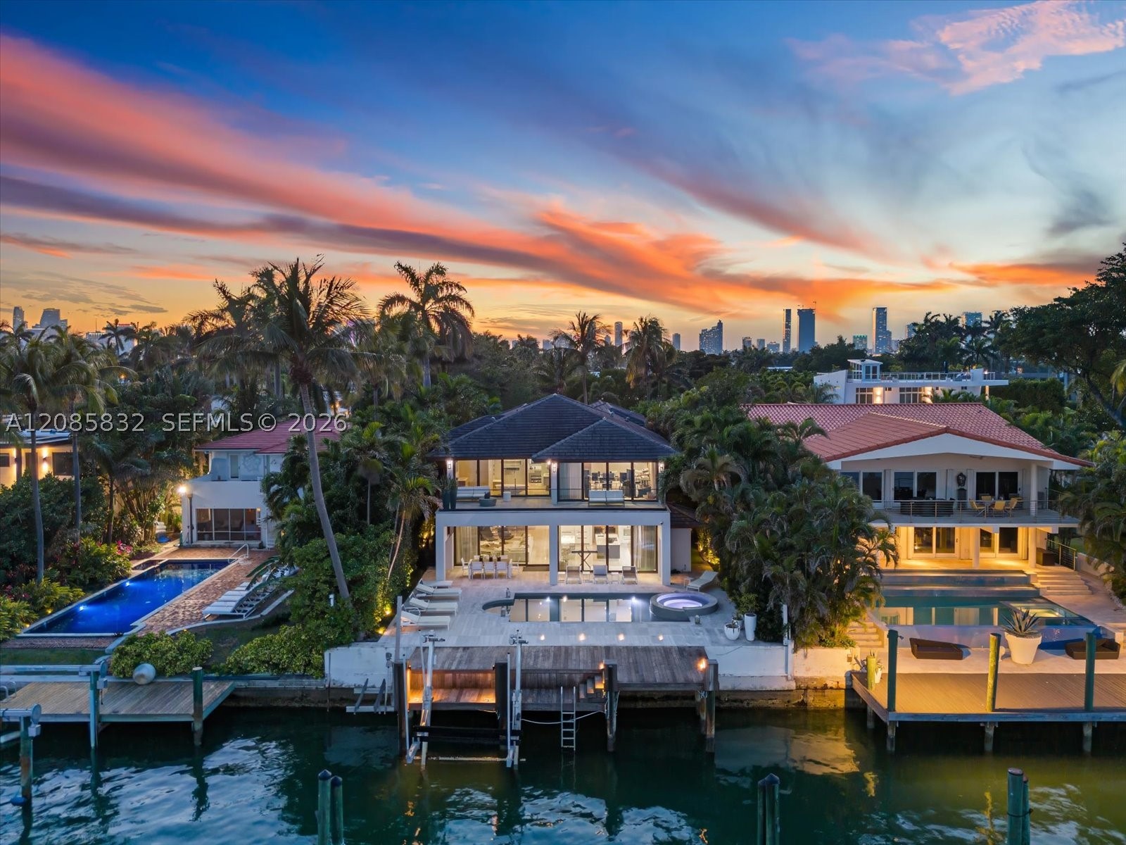 401 E Rivo Alto Dr, Miami Beach FL 33139