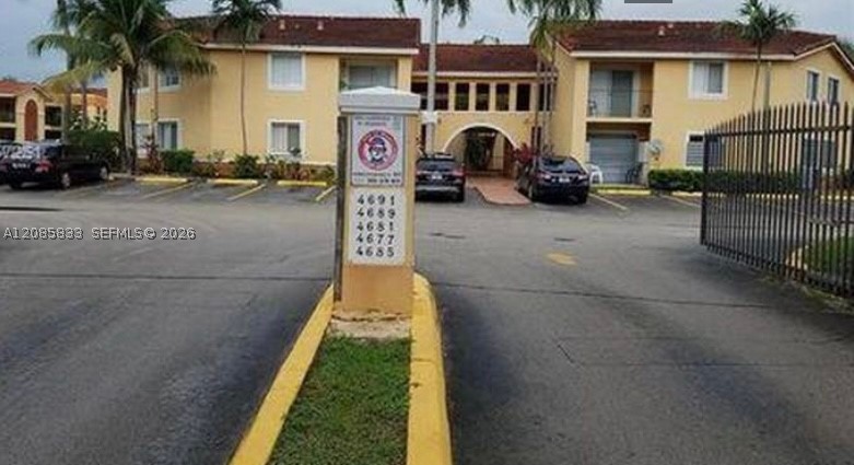 4681 NW 9th St #208, Miami FL 33126