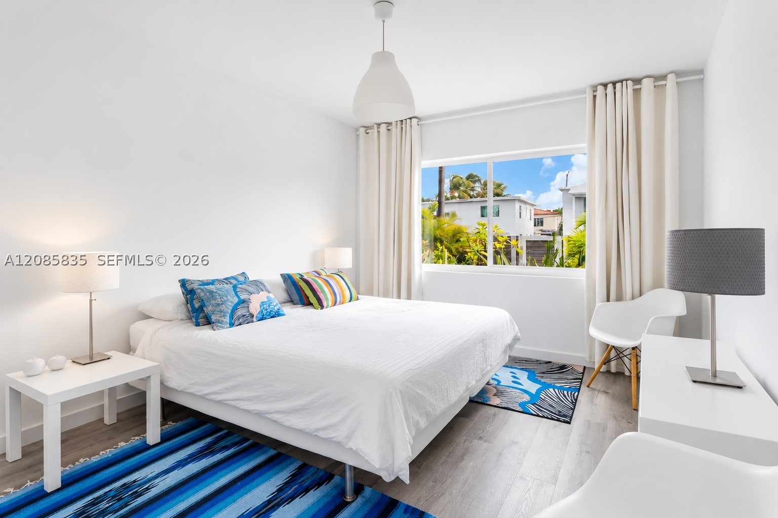 661 86th St, Miami Beach FL 33141