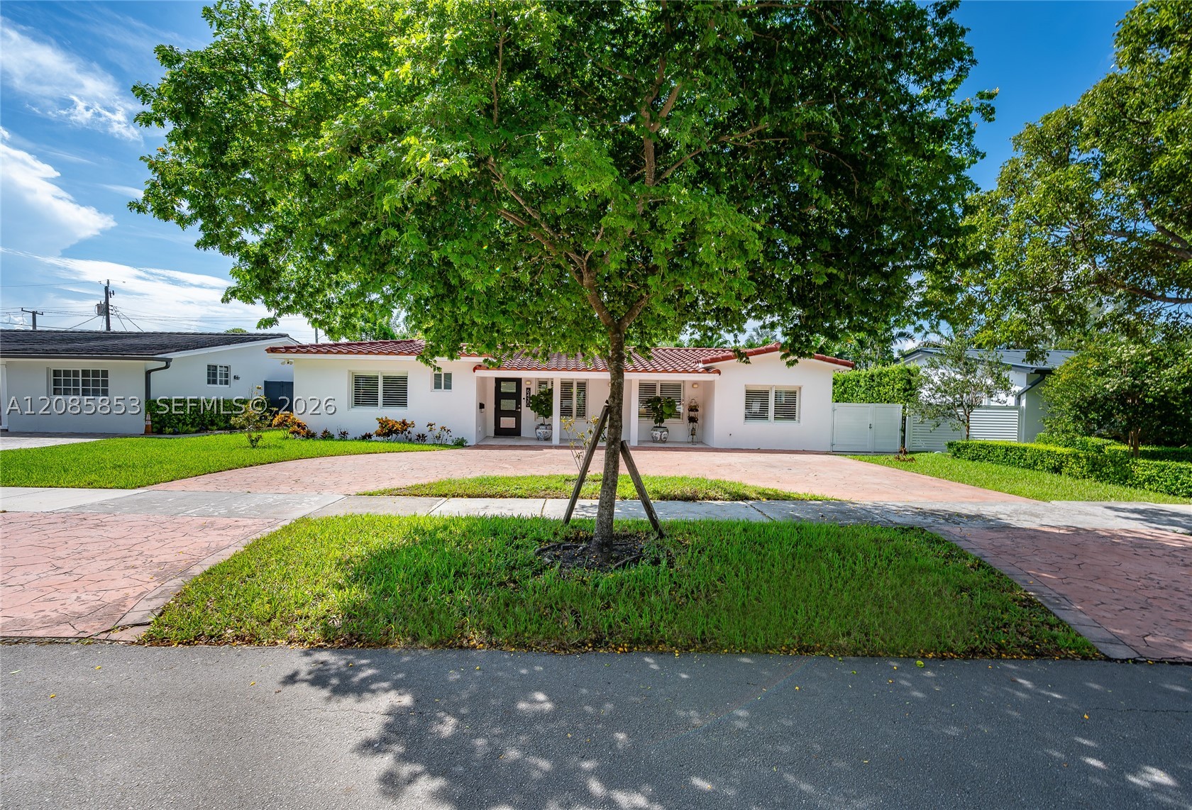 6430 SW 21 St, West Miami FL 33155