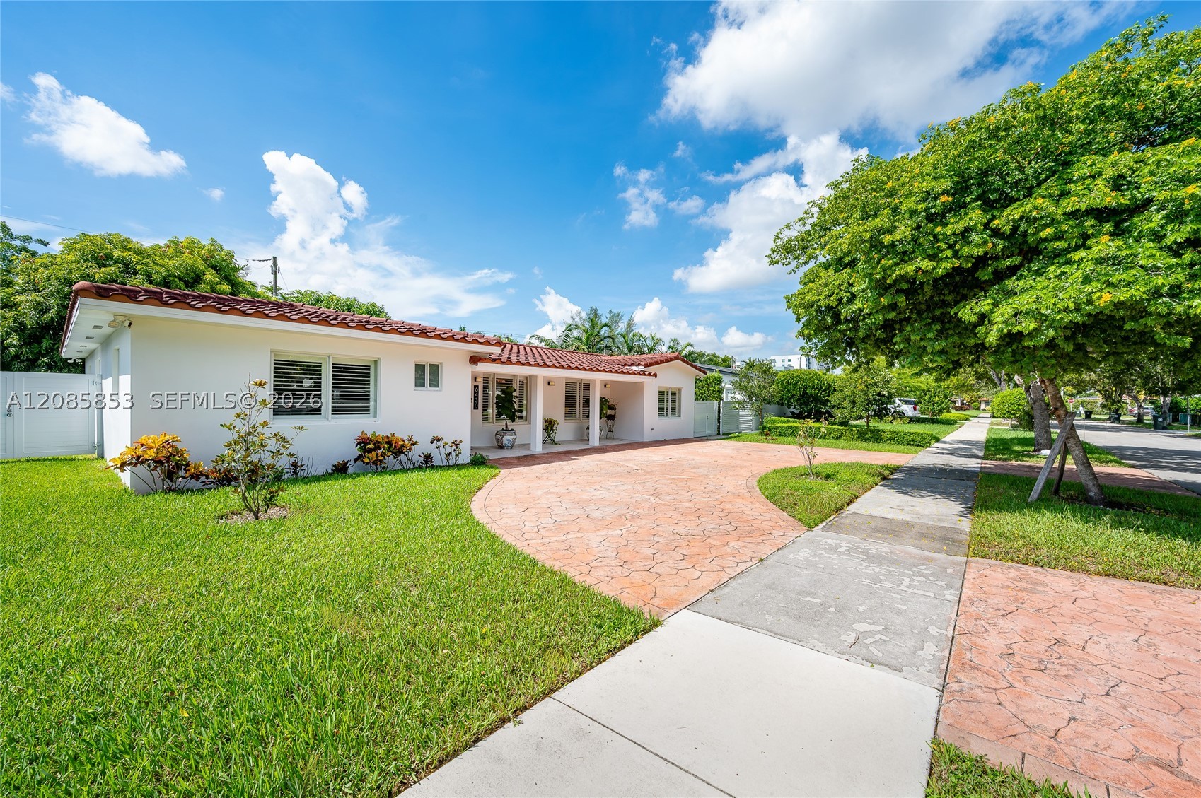 6430 SW 21 St, West Miami FL 33155