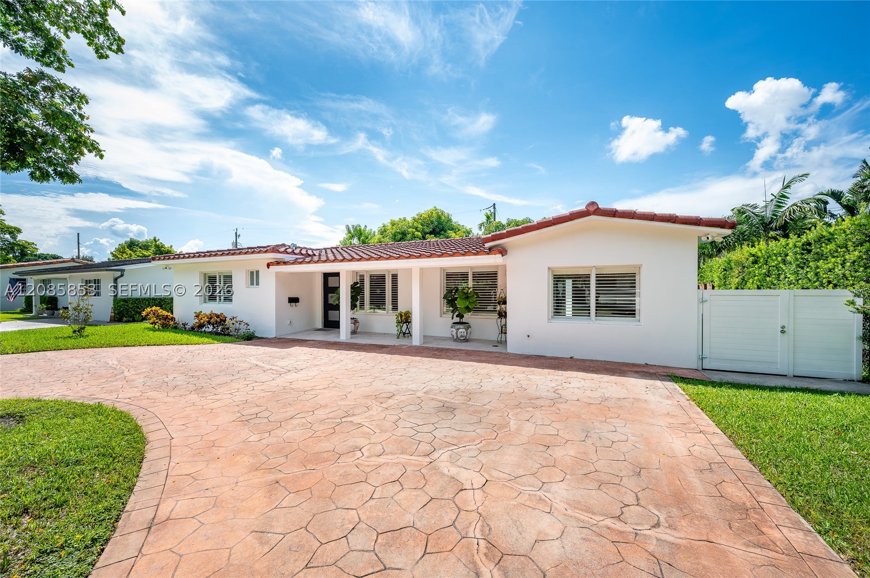 6430 SW 21 St, West Miami FL 33155