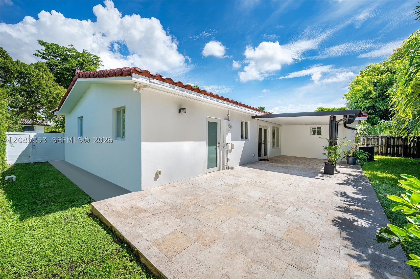 6430 SW 21 St, West Miami FL 33155