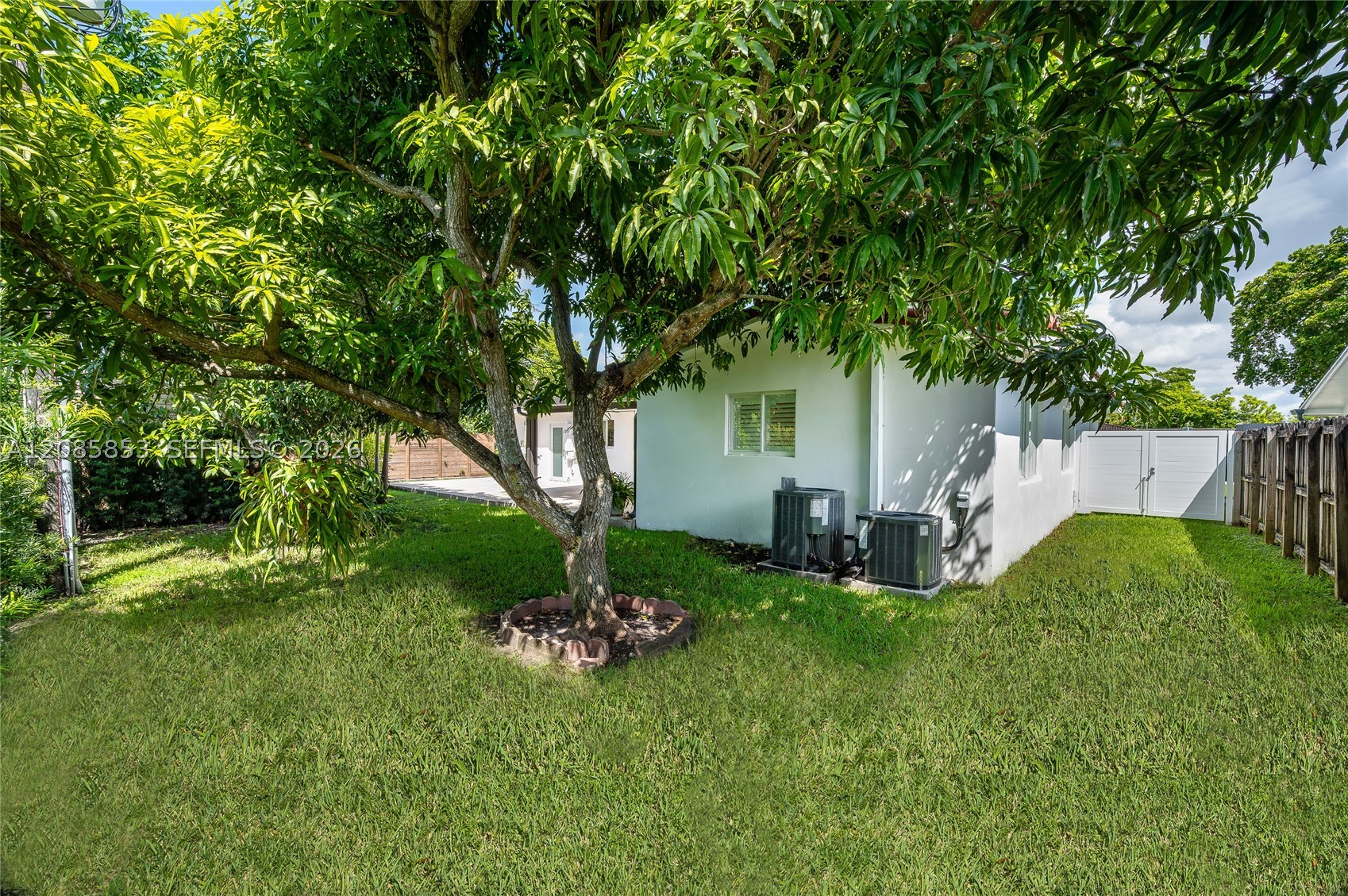 6430 SW 21 St, West Miami FL 33155