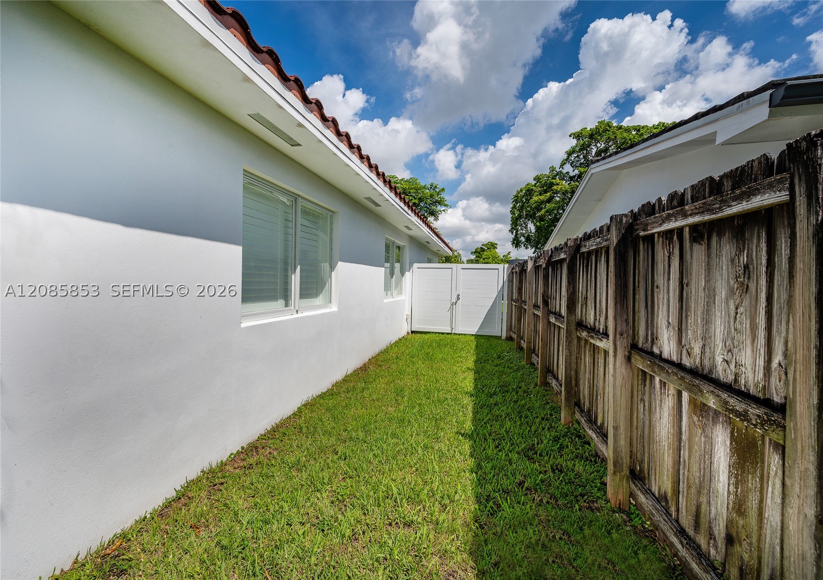 6430 SW 21 St, West Miami FL 33155