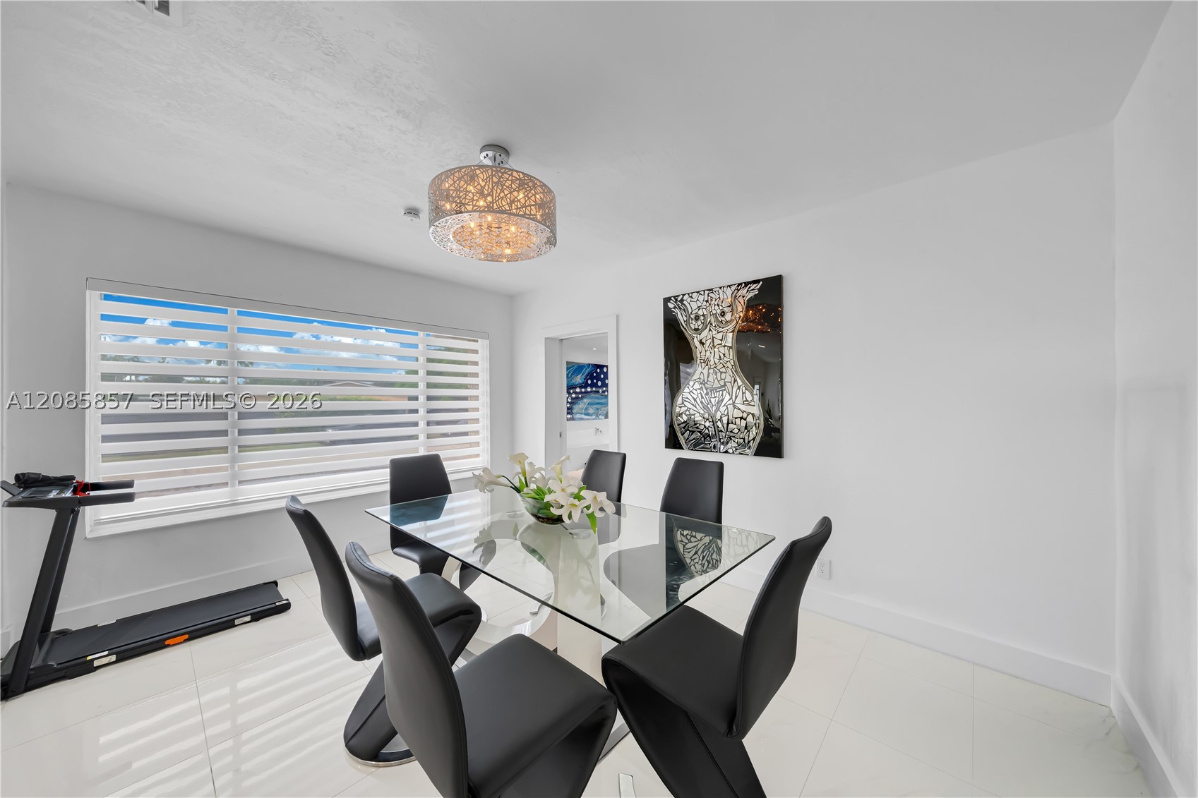 9365 SW 44th St, Miami FL 33165