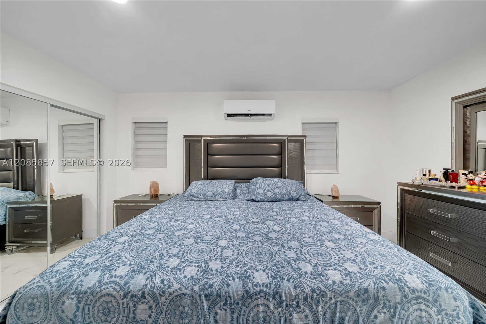 9365 SW 44th St, Miami FL 33165