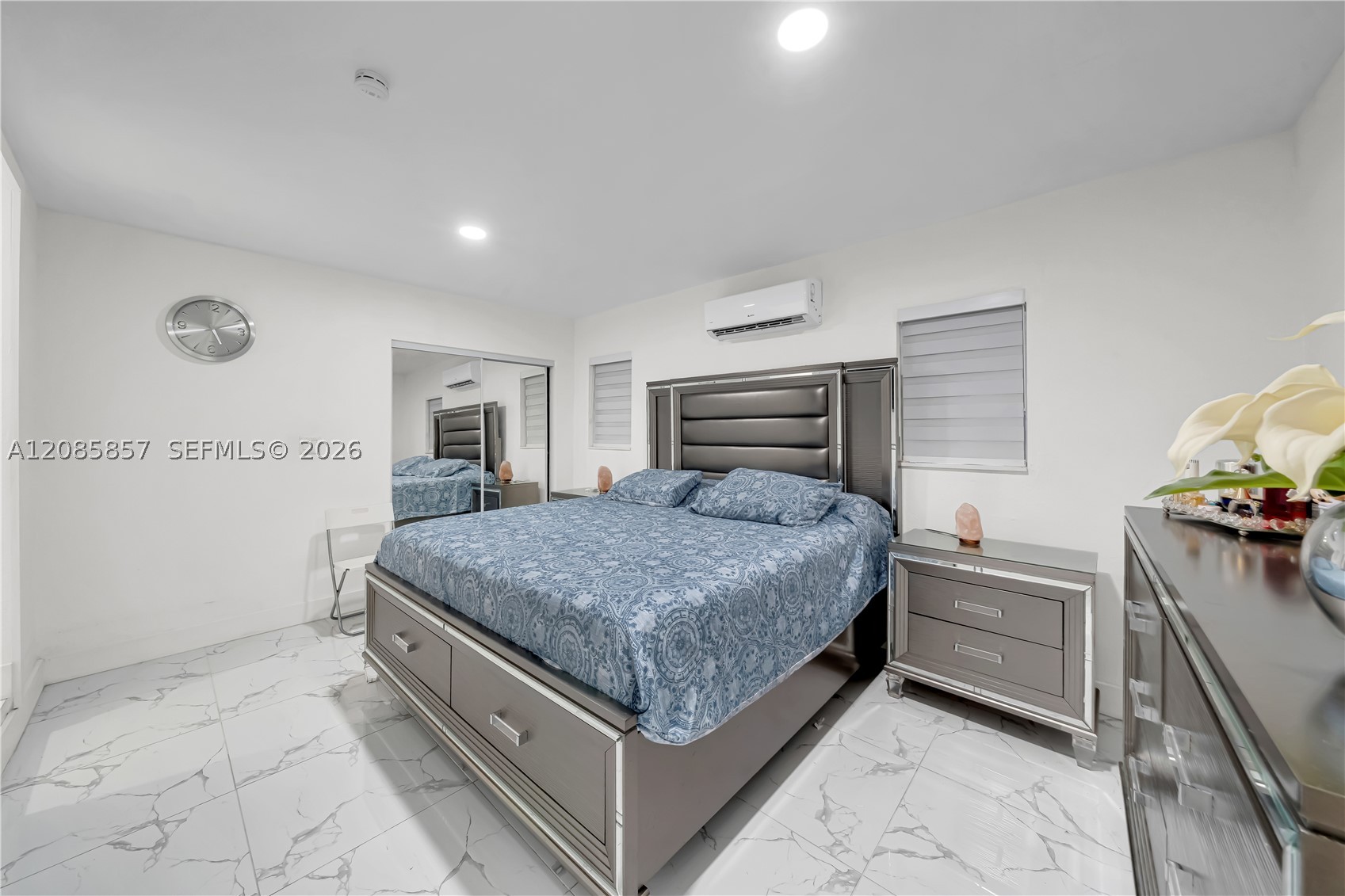9365 SW 44th St, Miami FL 33165