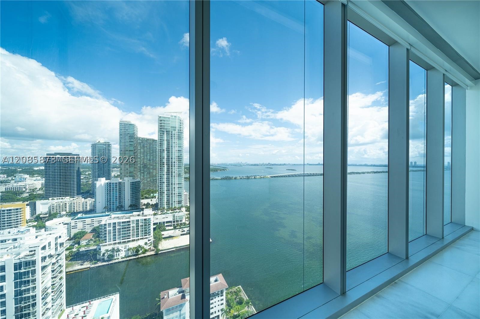 700 NE 26TH TER #3006, Miami FL 33137
