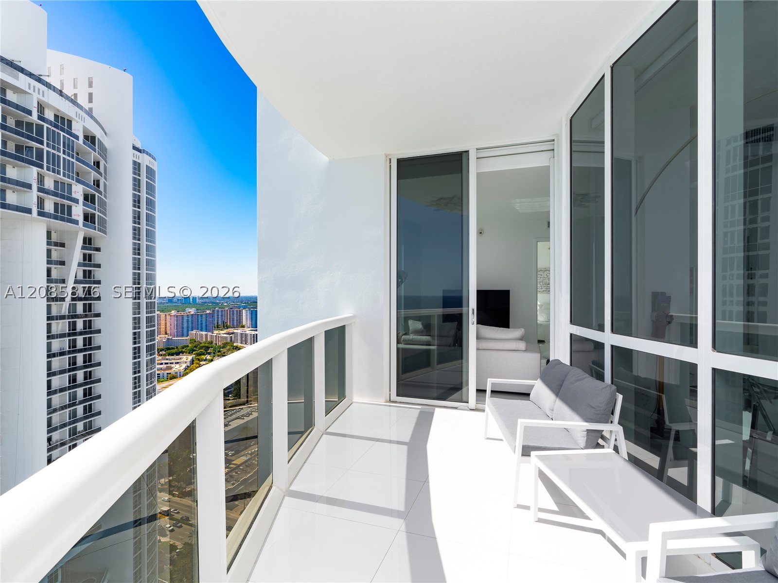 18201 Collins Ave #4709A, Sunny Isles Beach FL 33160