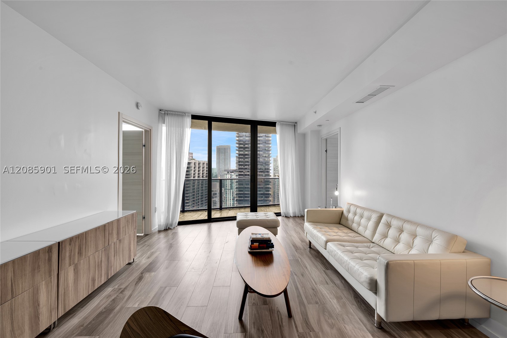 801 S Miami Ave #4602, Miami FL 33130