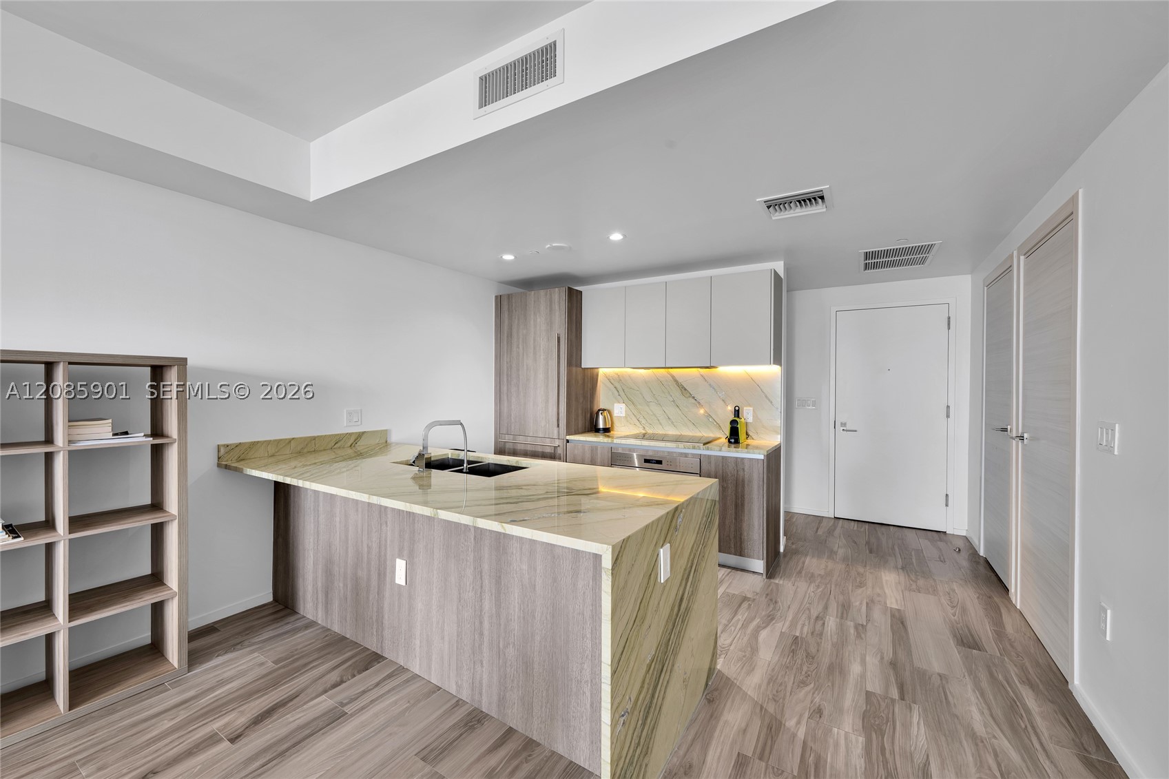 801 S Miami Ave #4602, Miami FL 33130