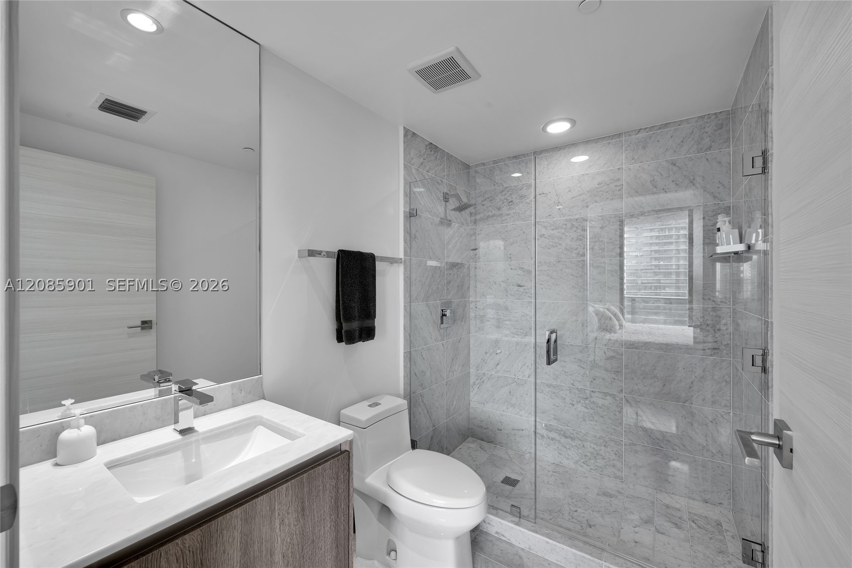 801 S Miami Ave #4602, Miami FL 33130