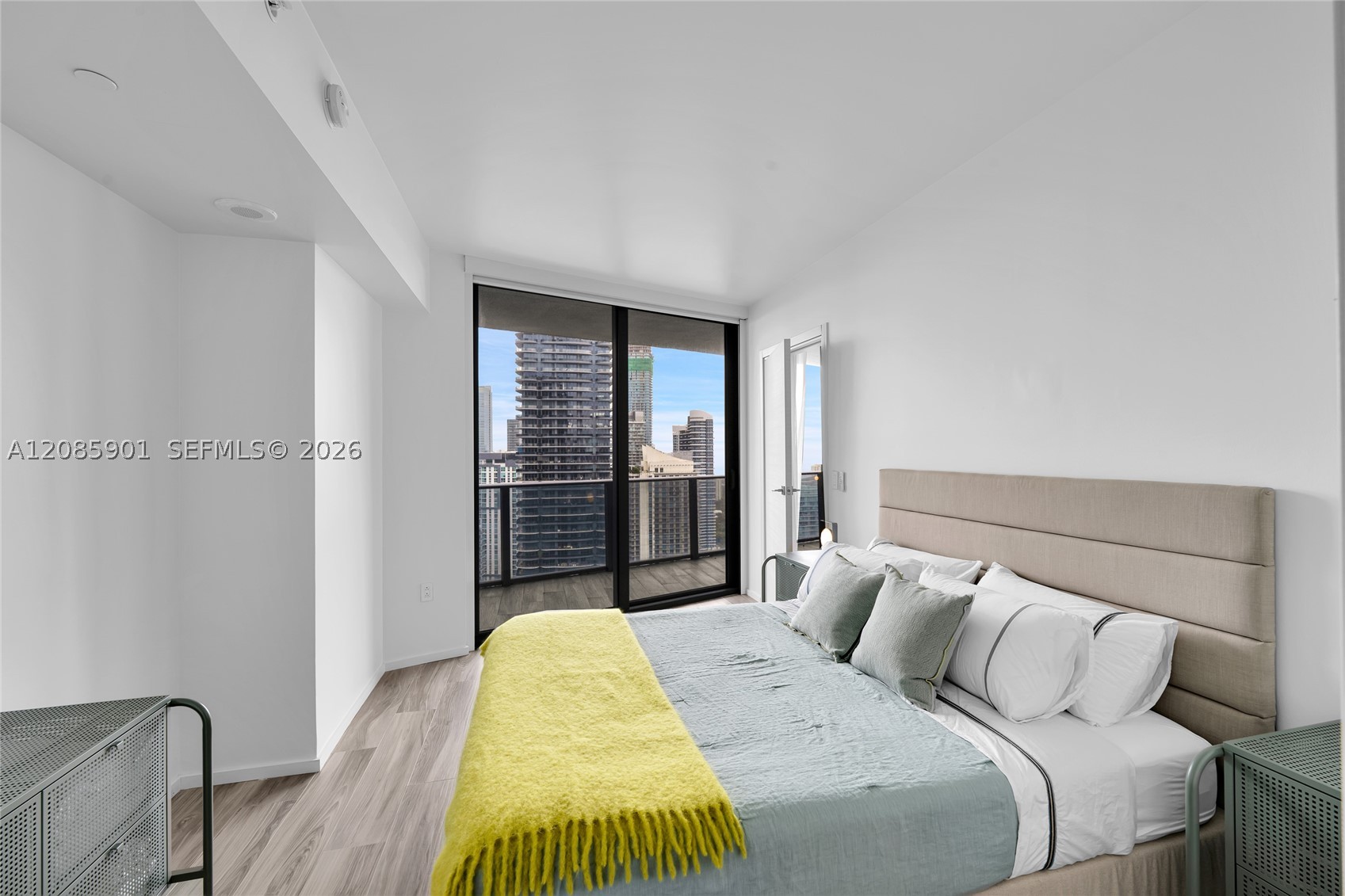 801 S Miami Ave #4602, Miami FL 33130