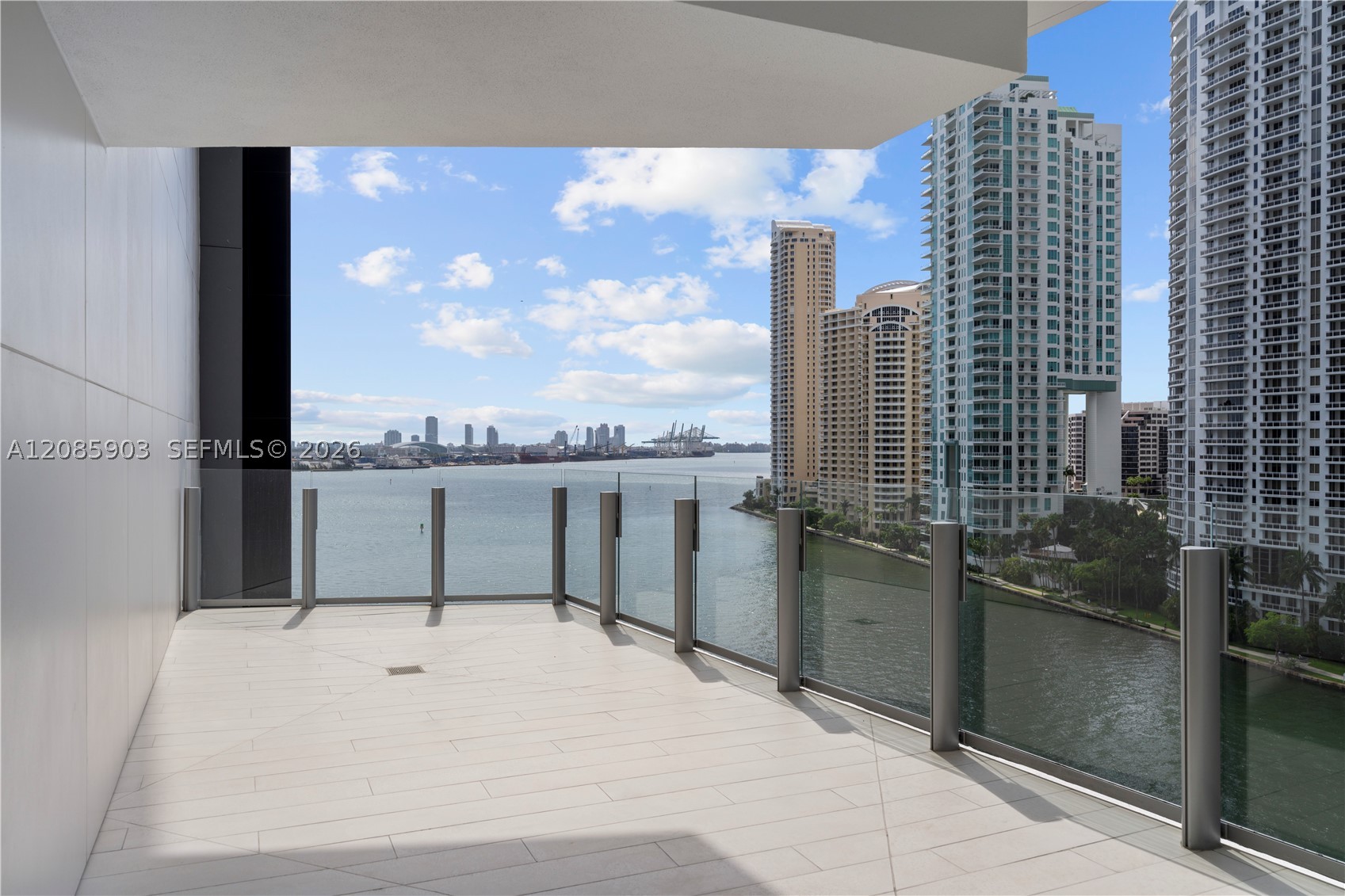 300 Biscayne Blvd Way #1404W, Miami FL 33131