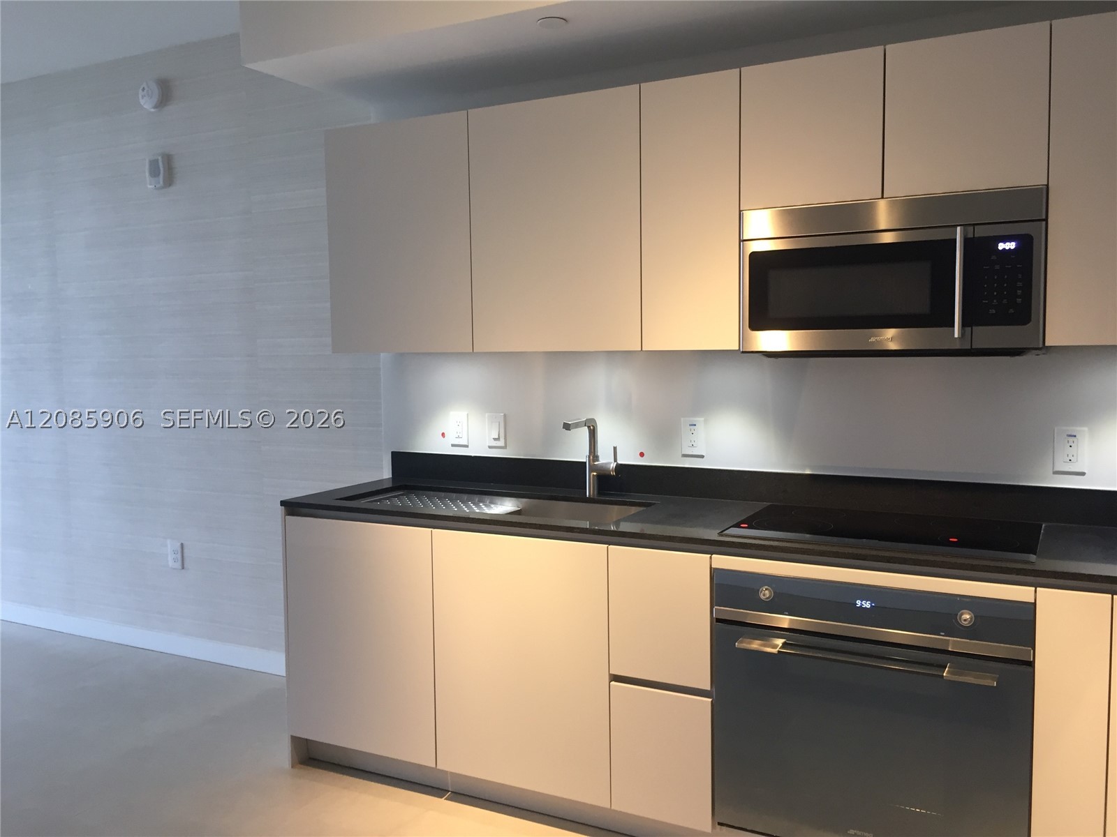 1010 Brickell Ave #3310, Miami FL 33131
