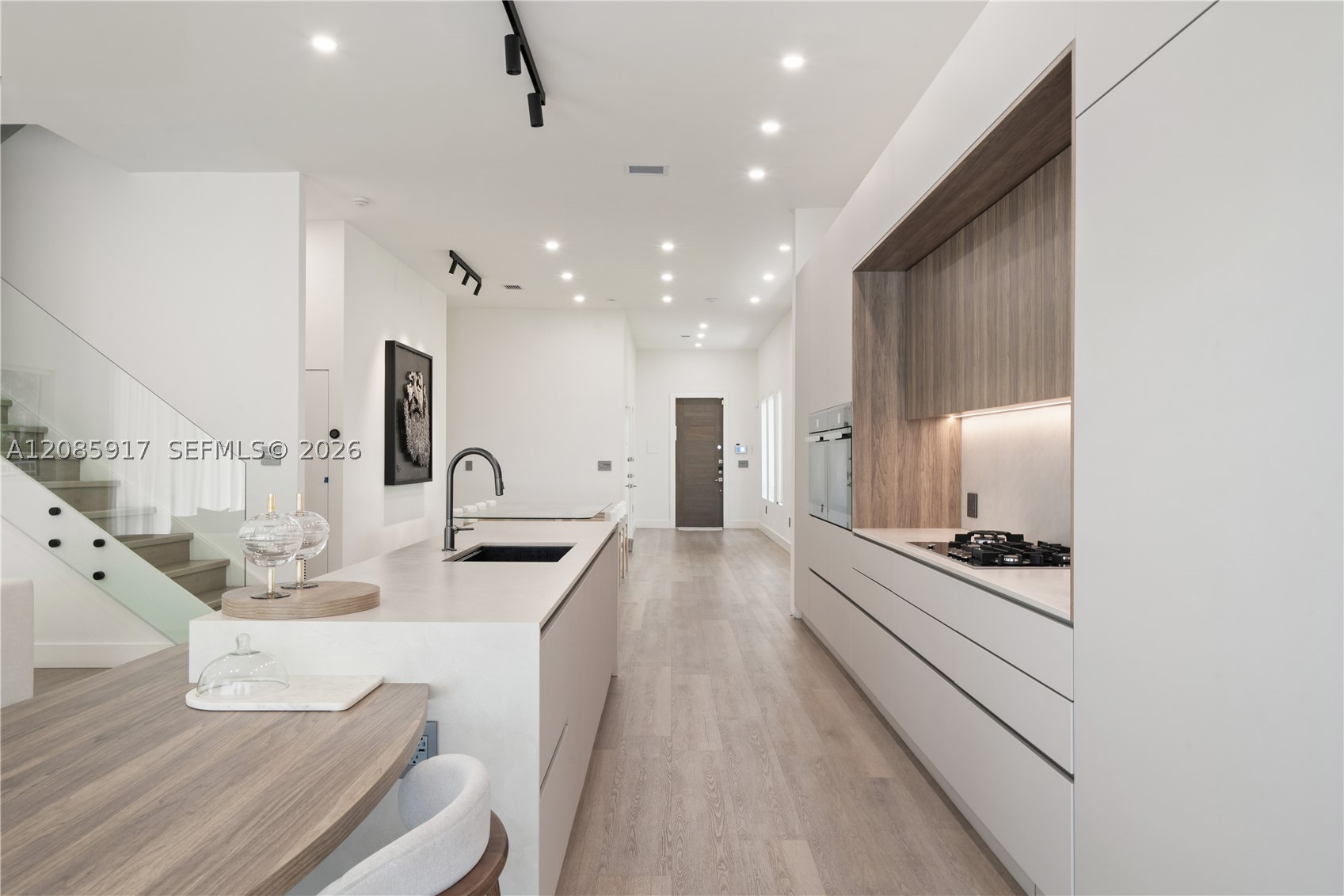 18955 Atlantic Blvd, Sunny Isles Beach FL 33160