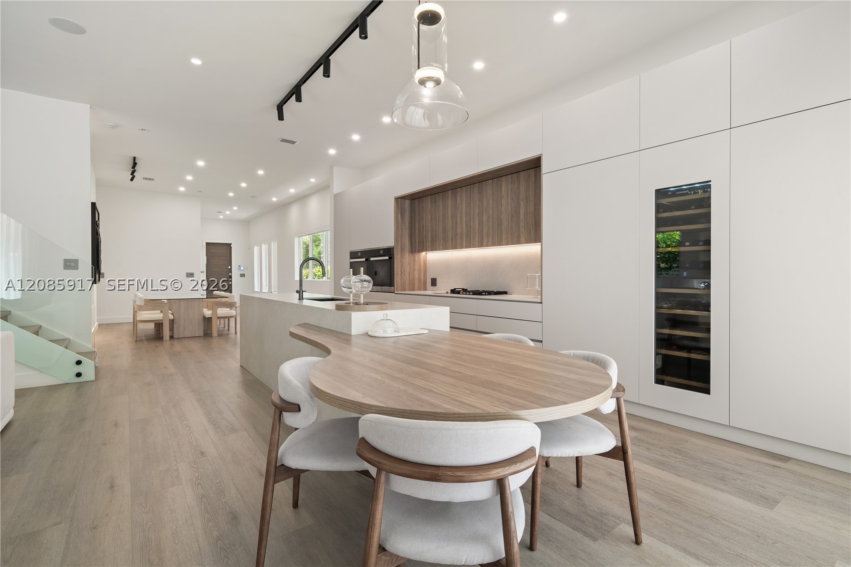 18955 Atlantic Blvd, Sunny Isles Beach FL 33160