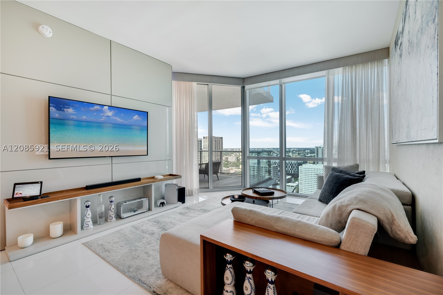 851 NE 1st Ave #3408, Miami FL 33132