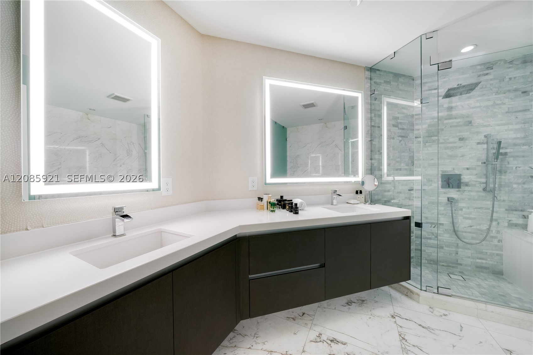 851 NE 1st Ave #3408, Miami FL 33132