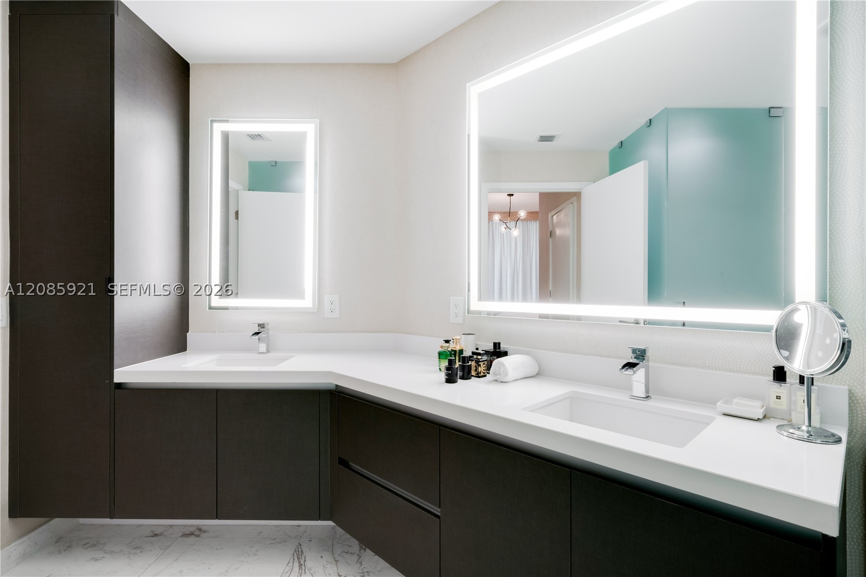 851 NE 1st Ave #3408, Miami FL 33132