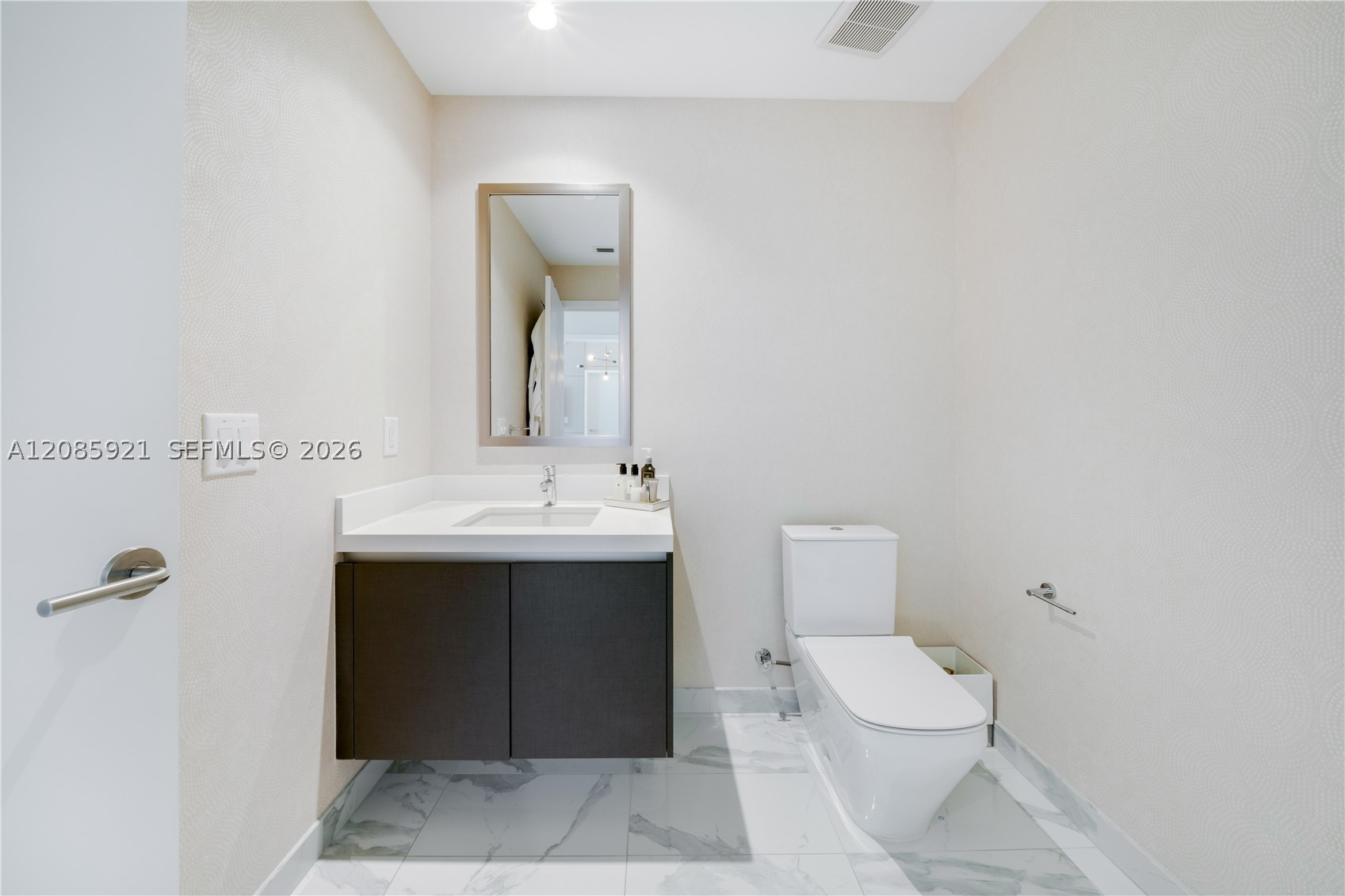 851 NE 1st Ave #3408, Miami FL 33132