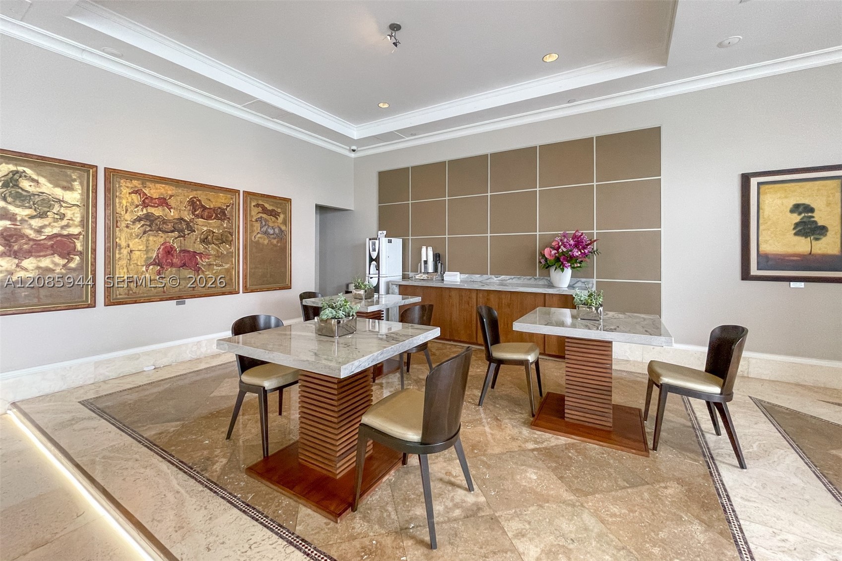 848 Brickell Key Dr #2702, Miami FL 33131