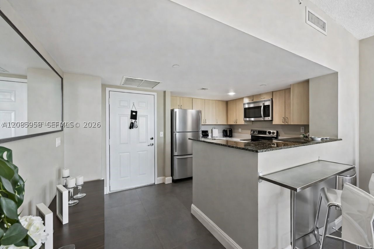 3000 CORAL WAY #416, Miami FL 33145