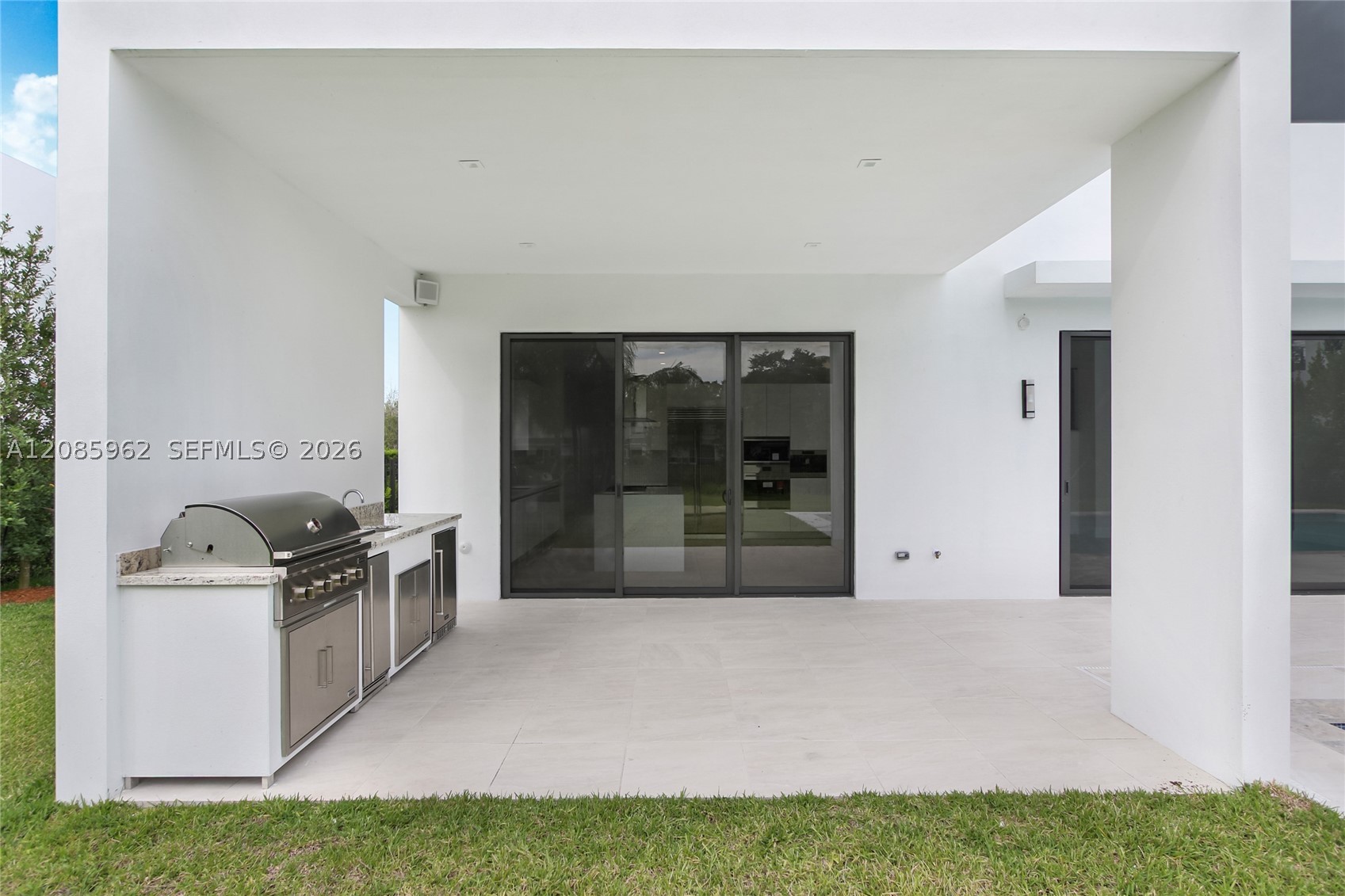 16492 Botaniko Dr S, Weston FL 33326