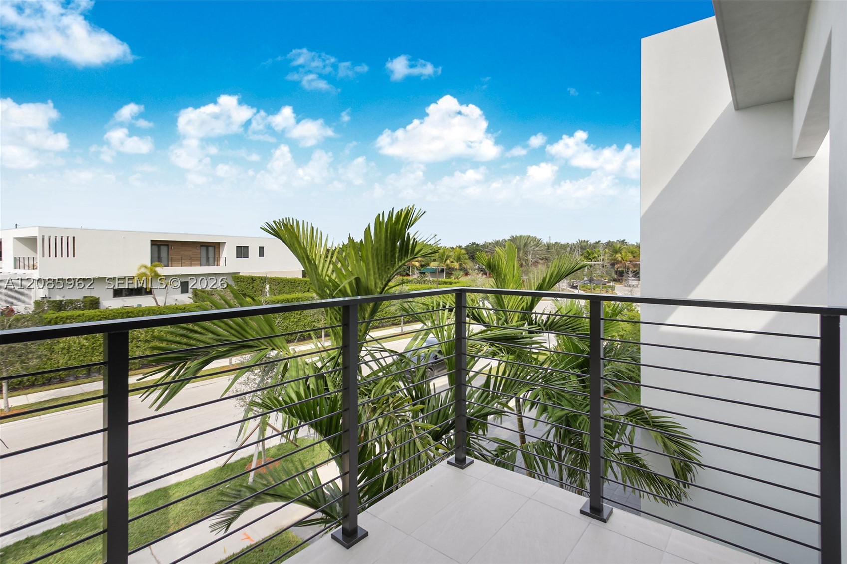 16492 Botaniko Dr S, Weston FL 33326
