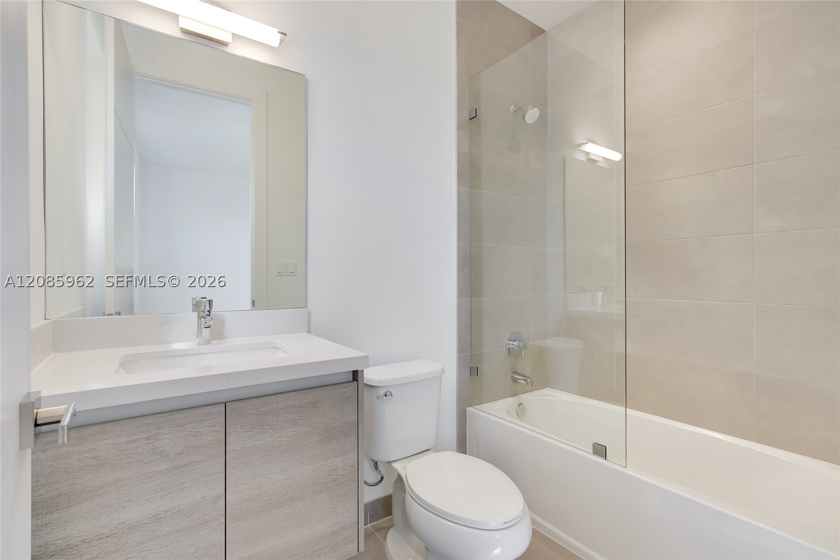16492 Botaniko Dr S, Weston FL 33326