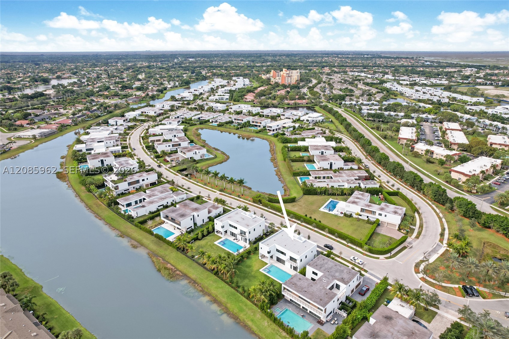 16492 Botaniko Dr S, Weston FL 33326