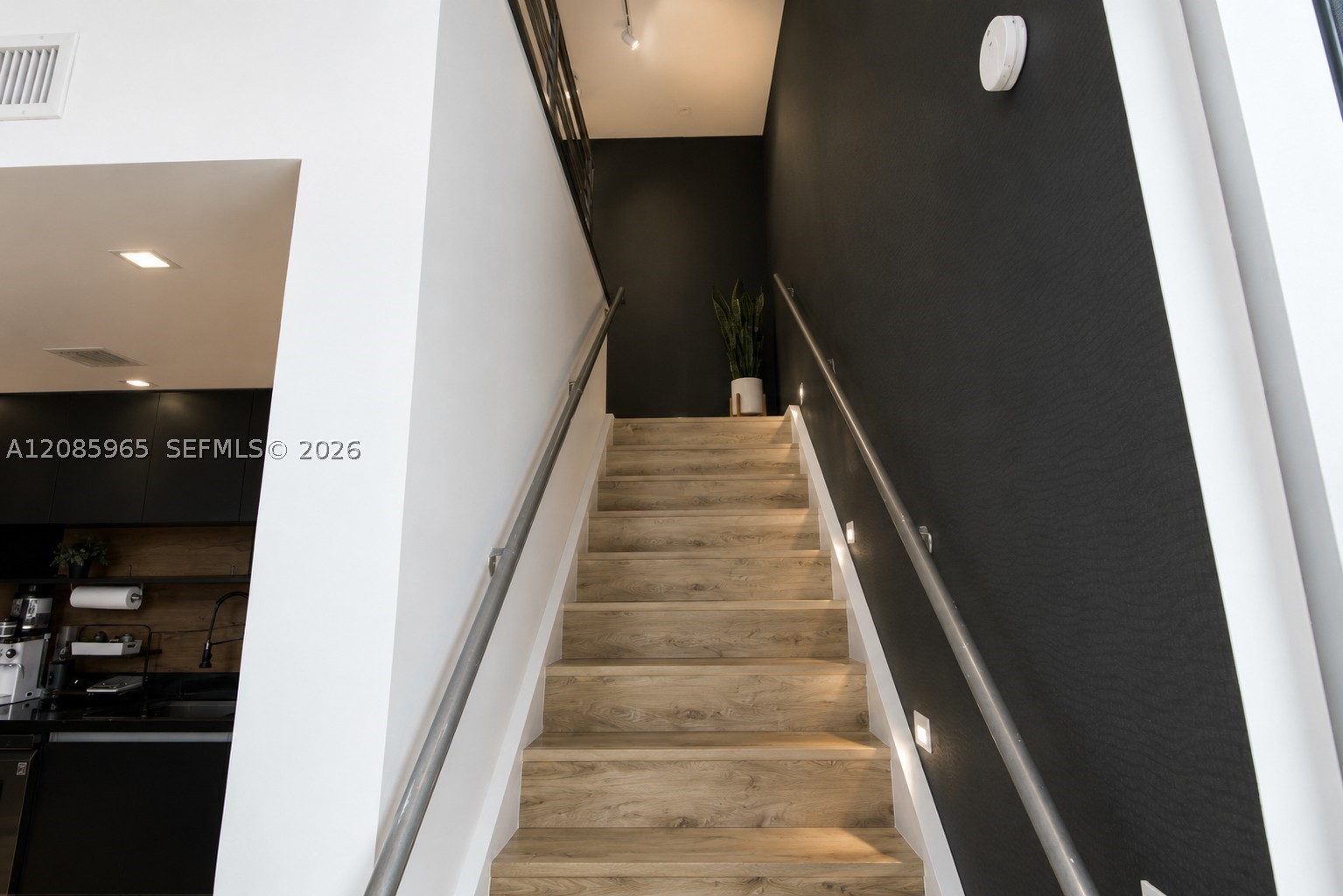 1050 Brickell Ave #222, Miami FL 33131