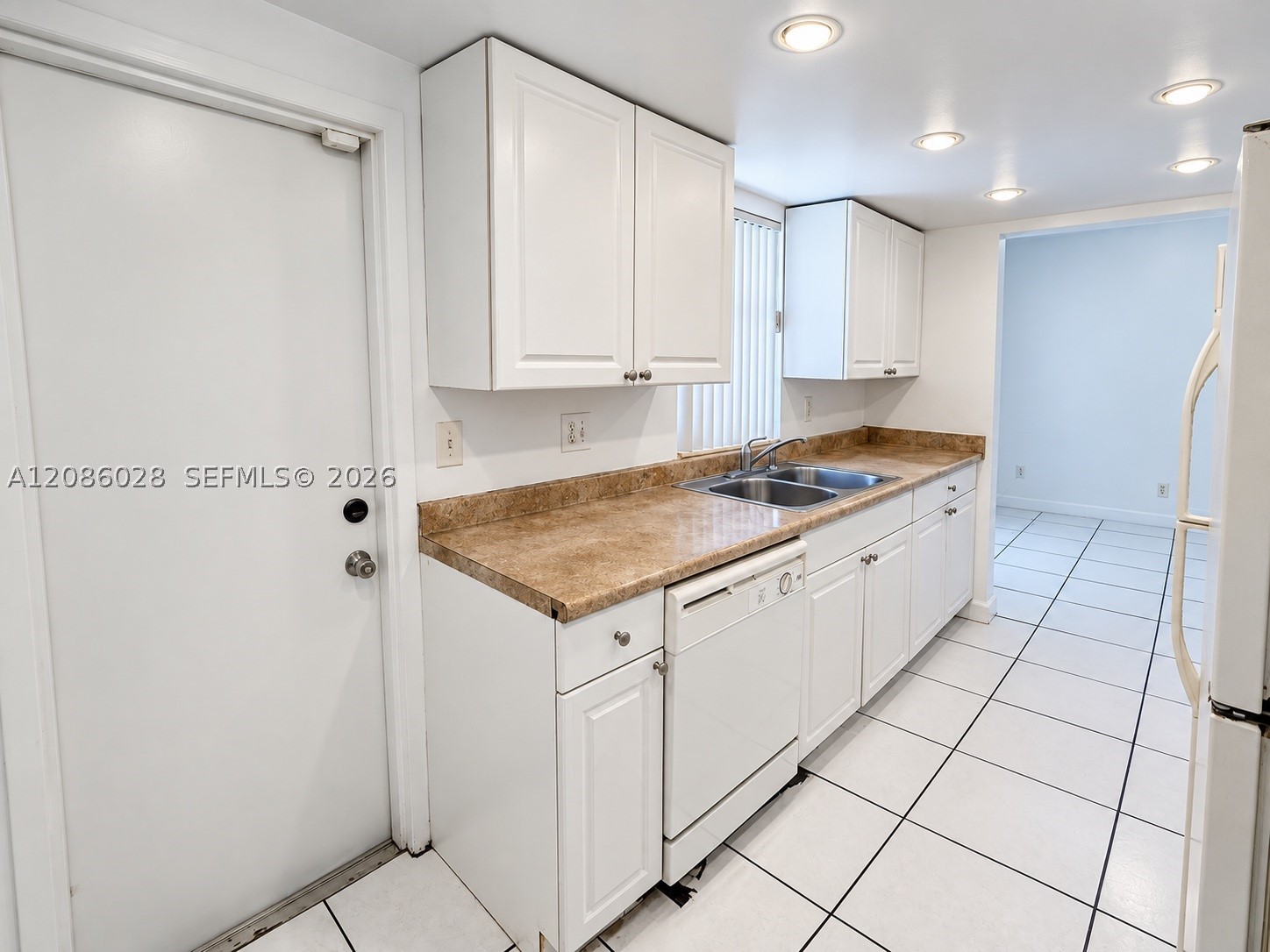 7804 NW 73rd Ter, Tamarac FL 33321