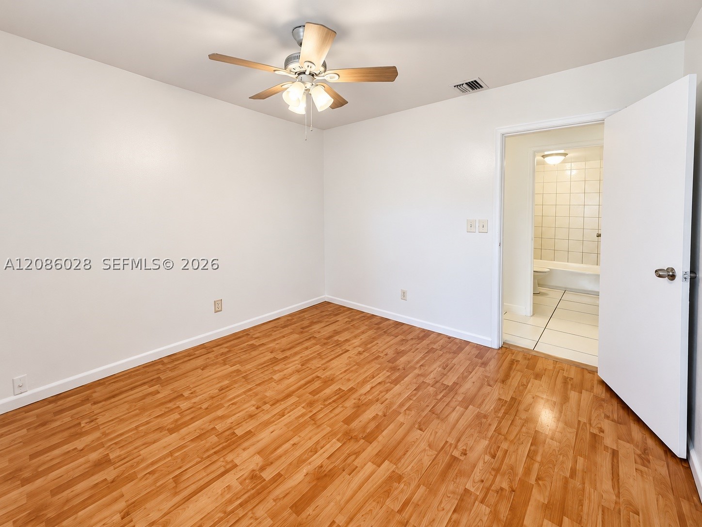 7804 NW 73rd Ter, Tamarac FL 33321
