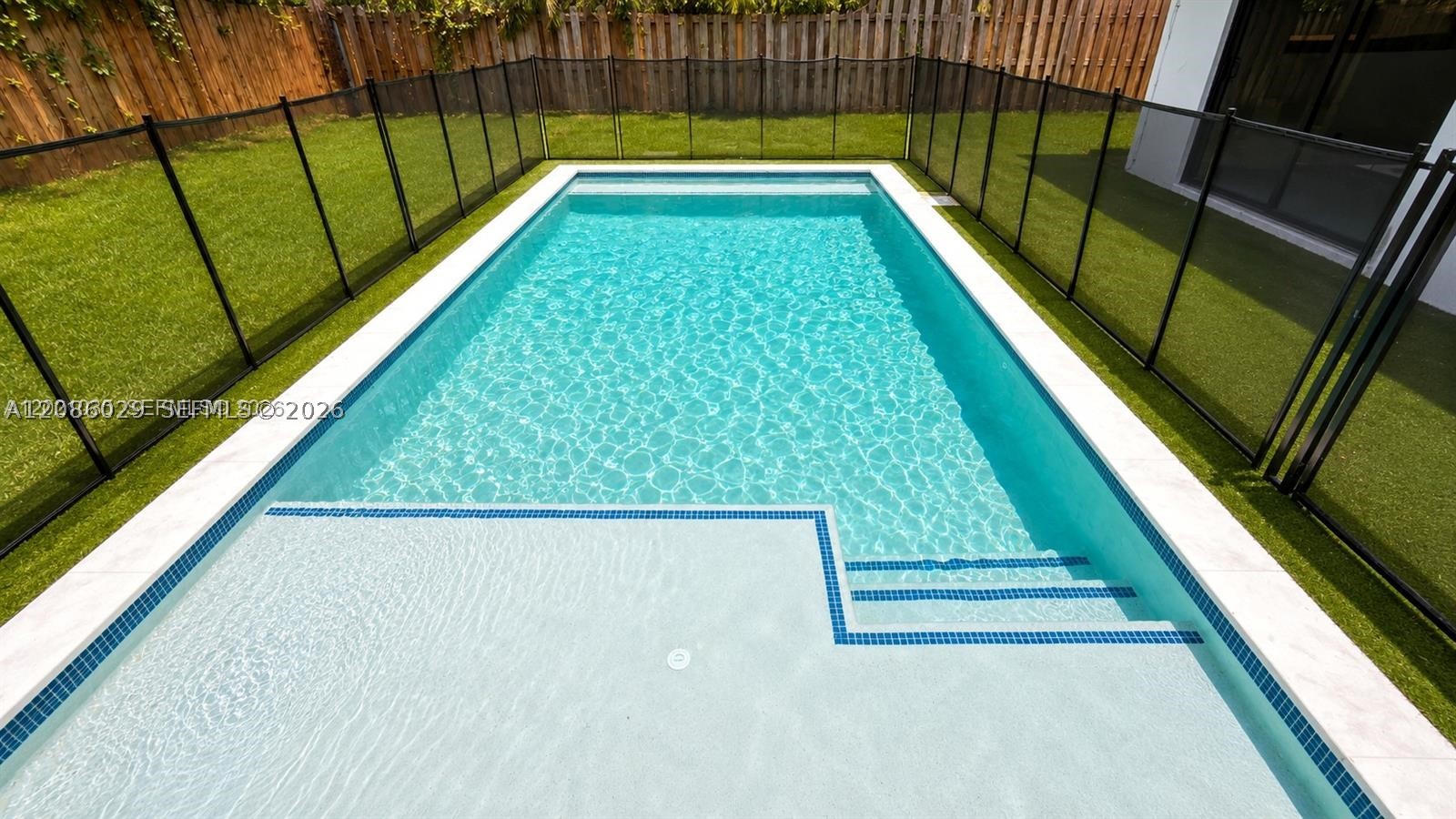 2765 NE 35th Dr, Fort Lauderdale FL 33308