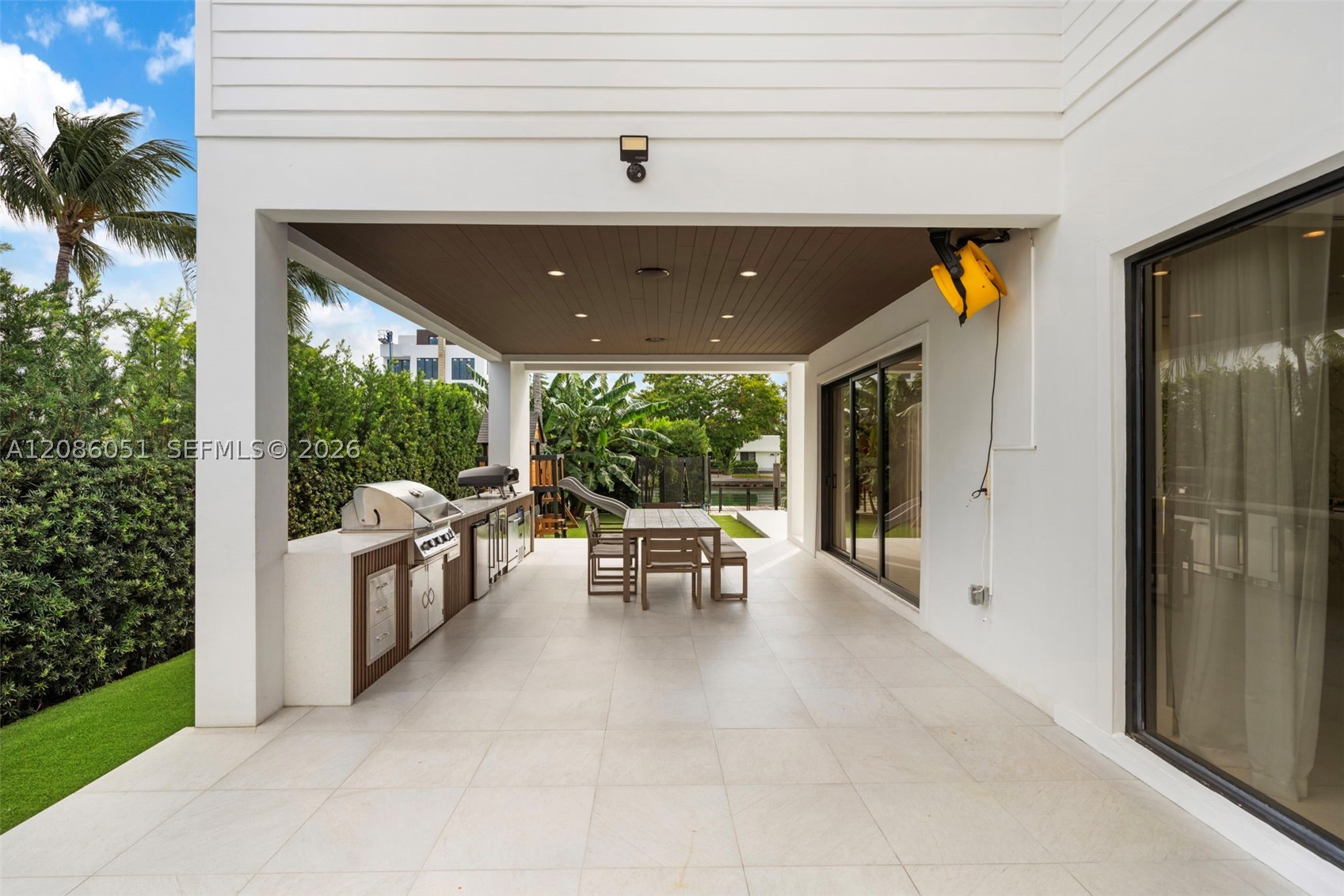 710 S Shore Dr, Miami Beach FL 33141