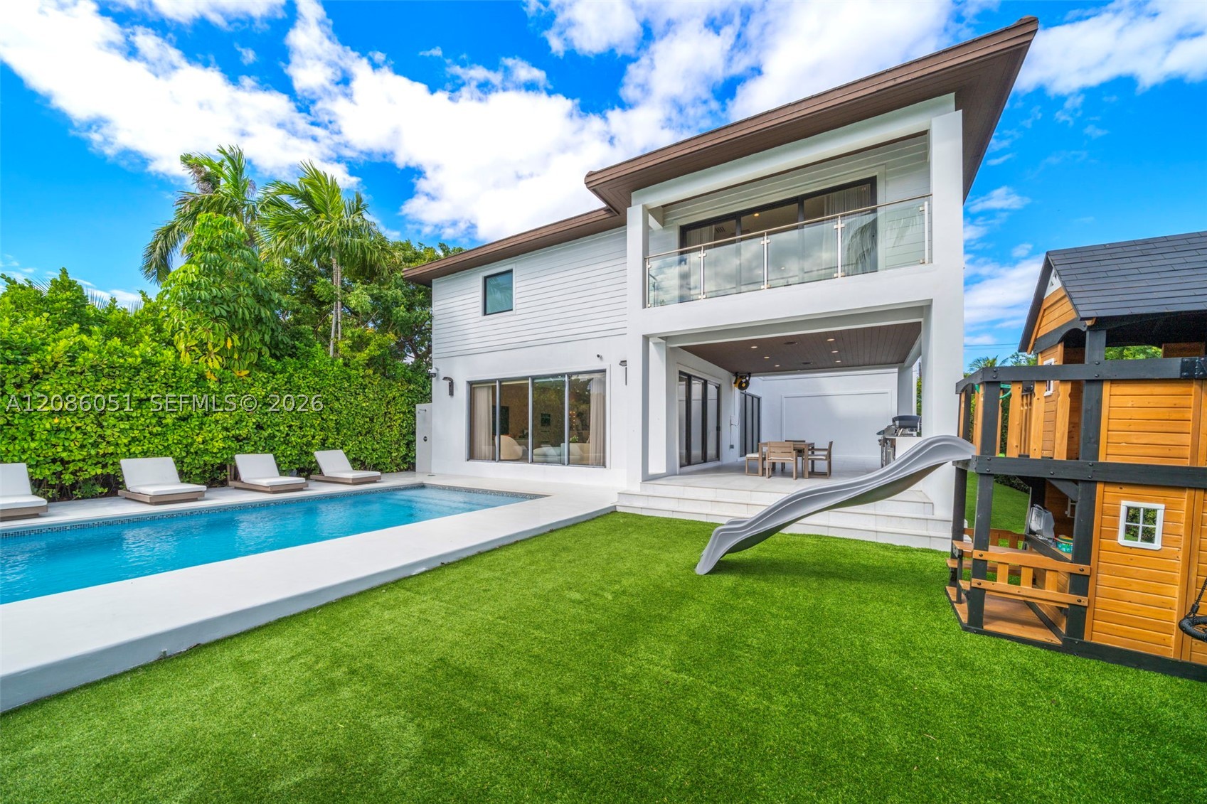 710 S Shore Dr, Miami Beach FL 33141