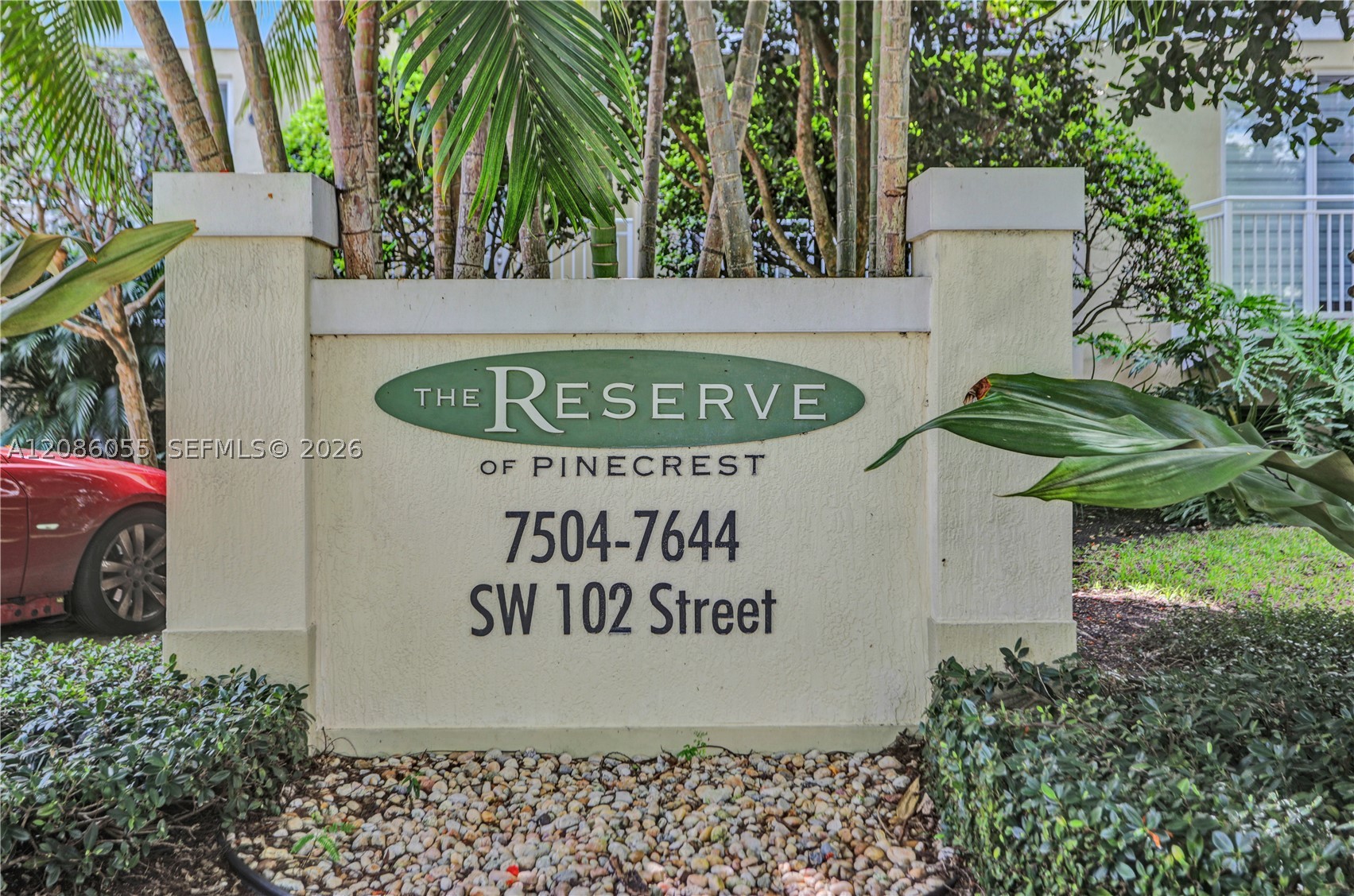 7564 SW 102nd St #211, Pinecrest FL 33156