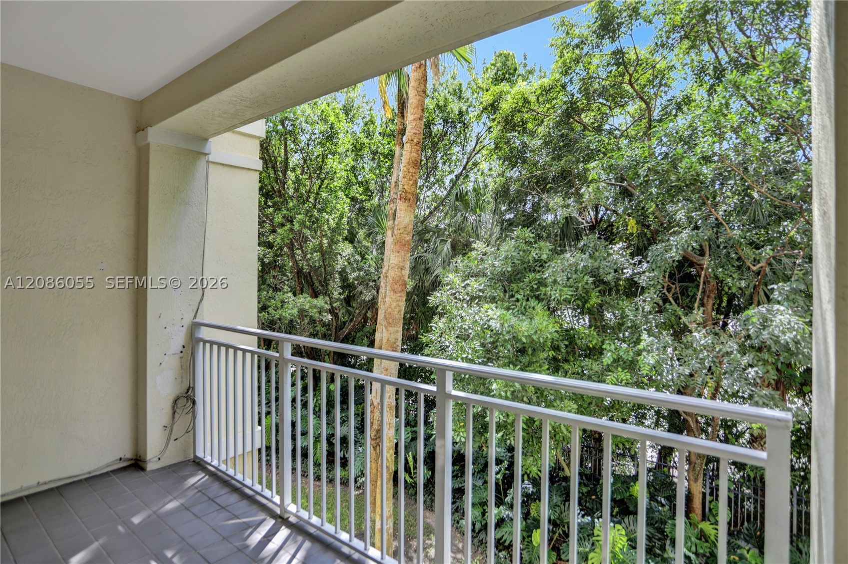 7564 SW 102nd St #211, Pinecrest FL 33156
