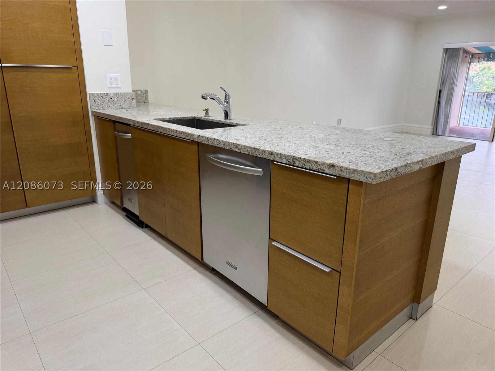 8449 Ardoch Rd #8449, Miami Lakes FL 33016