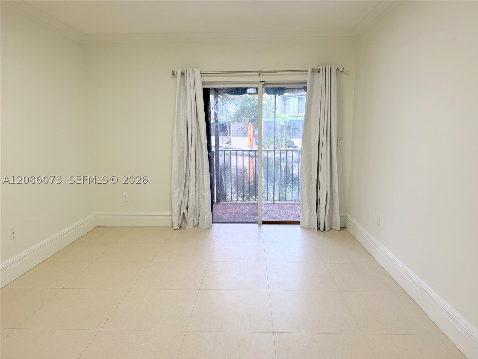 8449 Ardoch Rd #8449, Miami Lakes FL 33016