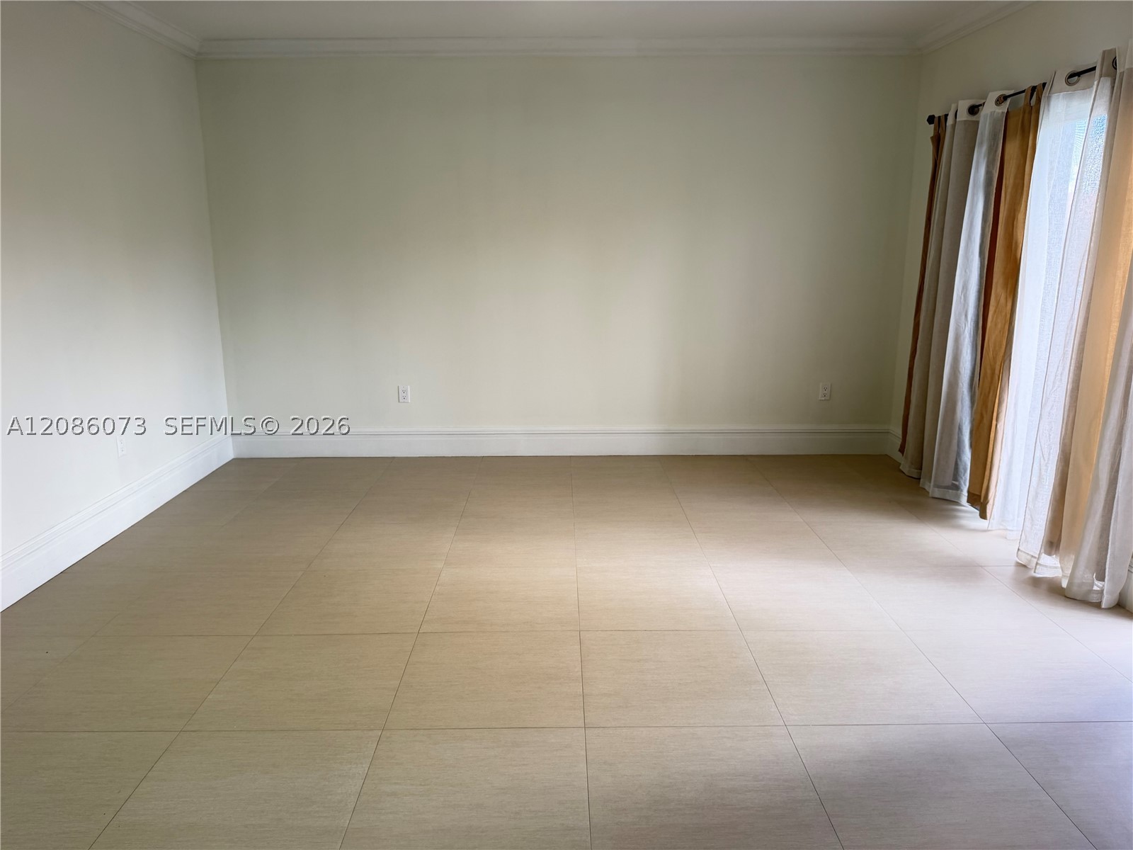 8449 Ardoch Rd #8449, Miami Lakes FL 33016